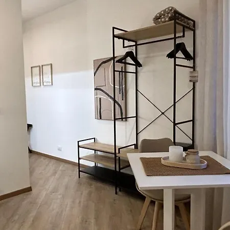 Mono My House * Sirolo