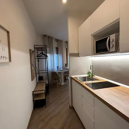 Mono My House アパート *